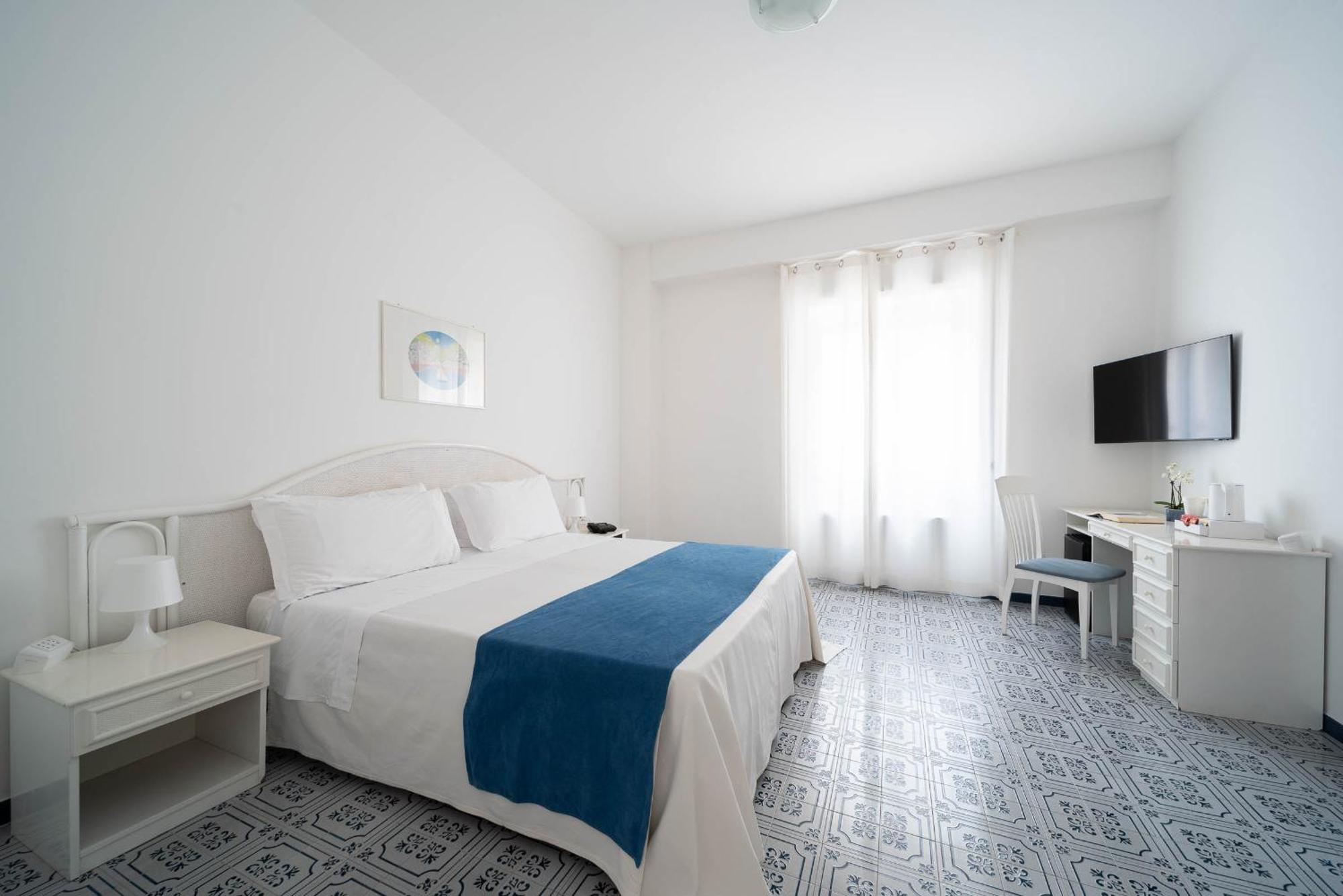 Hotel Panorama ไมยอรี ภายนอก รูปภาพ